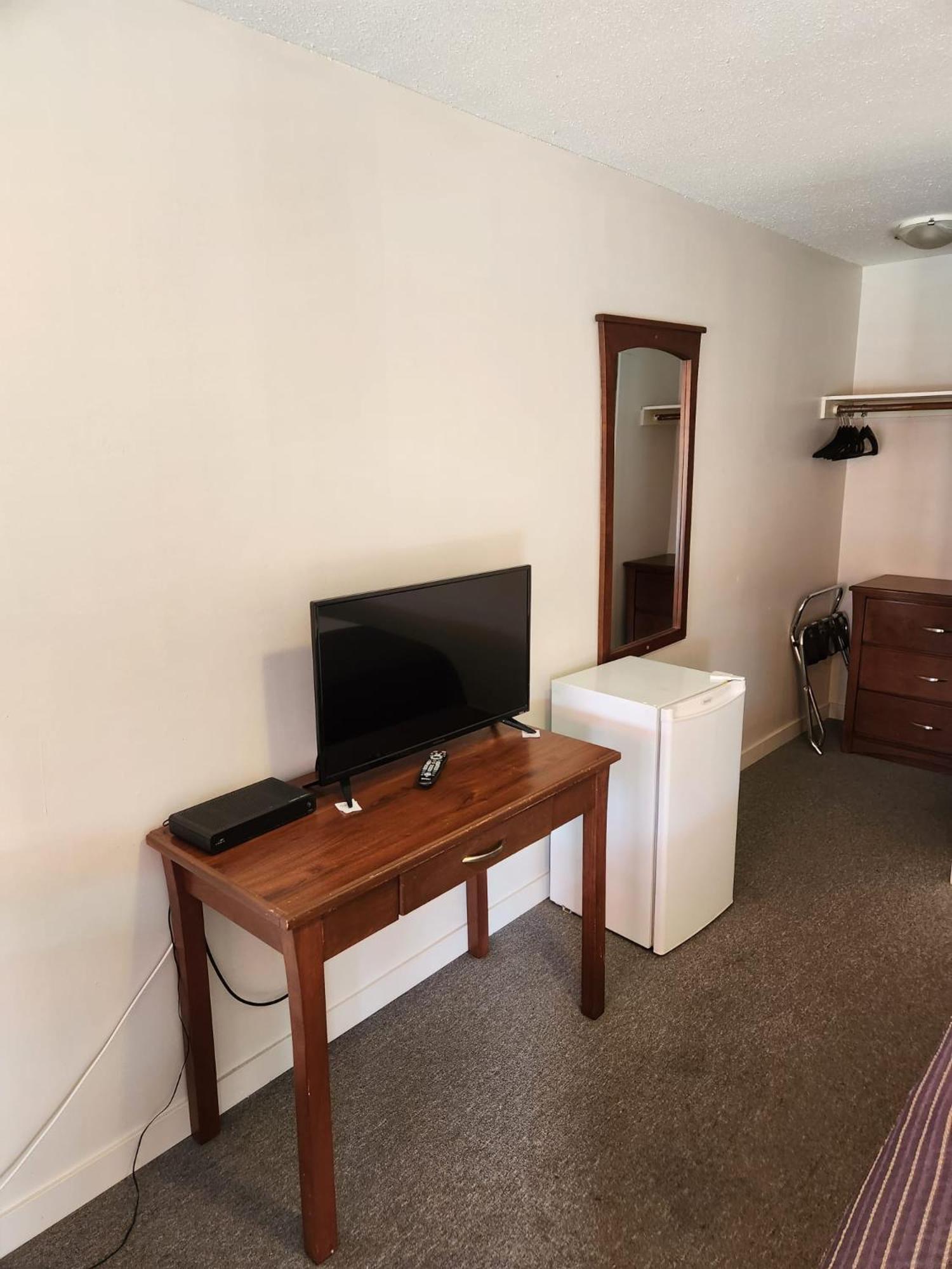 Grantview Inn Surrey Esterno foto